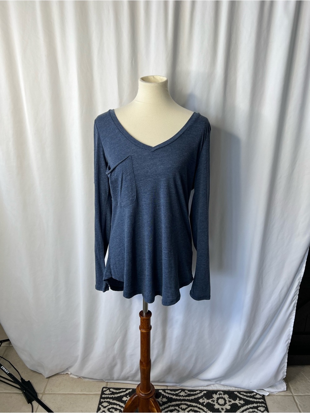 Z Supply Blue Long Sleeve Pocket Tee – Size Large